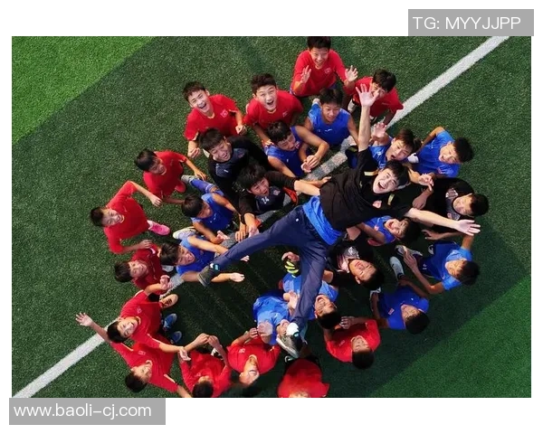 非洲足球明星在训练场上的精彩瞬间展现他们的拼搏精神与团队合作